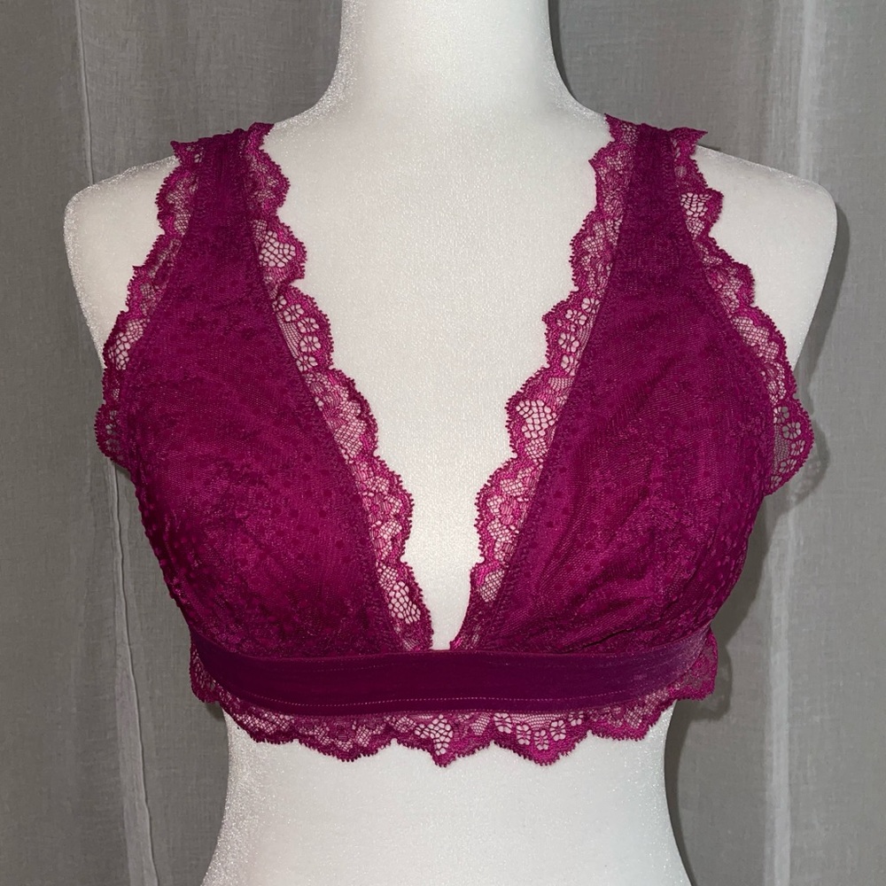 Victoria's Secret Magenta Pink Lace Plunge Bralette Bra NWOT L